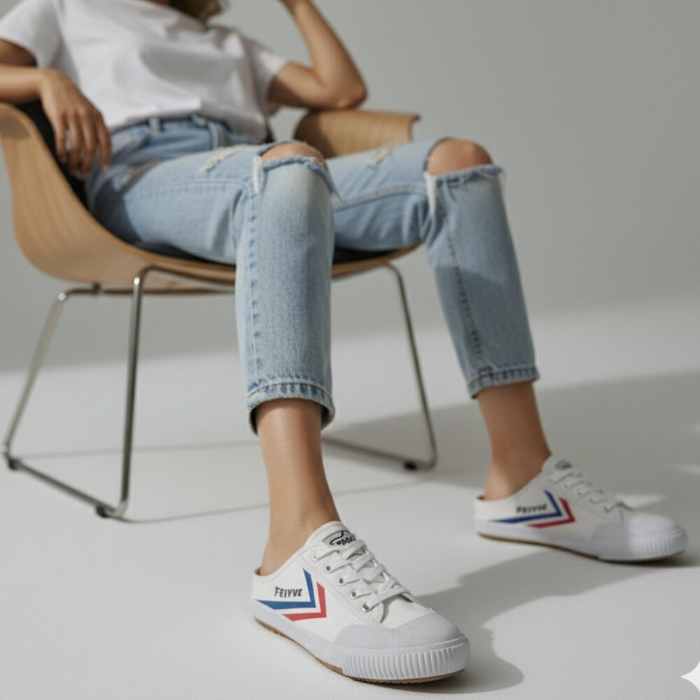 Feiyue White Canvas Sneakers – Size 9 Women / 7 Men (Unisex EUR 40)